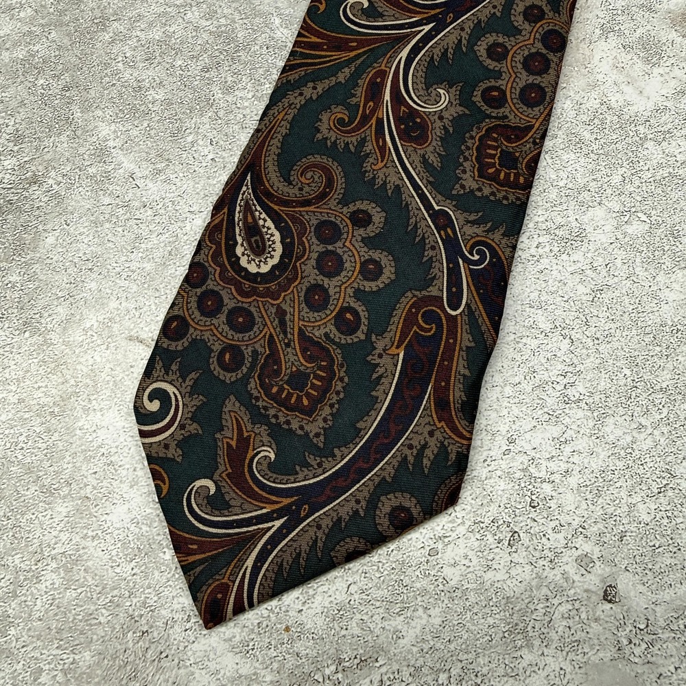 Lands' End Silk‎ Tie Mens One Size Green Paisley Pointed Made In USA Necktie